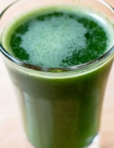 地瓜葉蔬果汁食譜-養生地瓜葉牛奶蔬果汁料理:紅地瓜葉富含鎂和鈣可促進心血管健康!