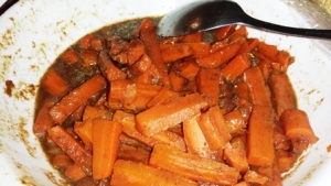紅蘿蔔-紅蘿蔔的營養及紅蘿蔔正確料理:如何保存紅蘿蔔營養保留更多!