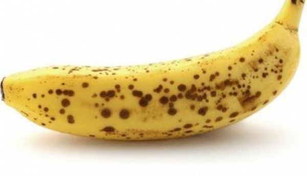 香蕉 香蕉的營養價值&amp;熟香蕉的八大功效:斑點香蕉含TNF吃熟香蕉的好處防大腸癌!